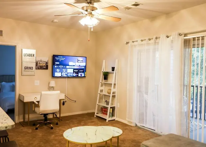 Apartment Lux 2bd 2ba Minutes From The Water