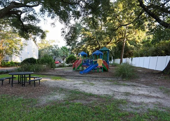 Lux 2bd 2ba Minutes From The Water Pensacola